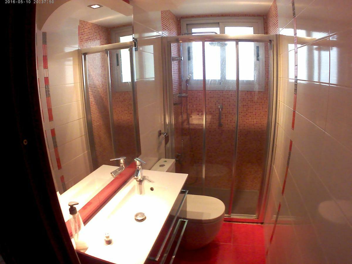 Vut Puente De Hierro Apartment Zaragoza Luaran gambar