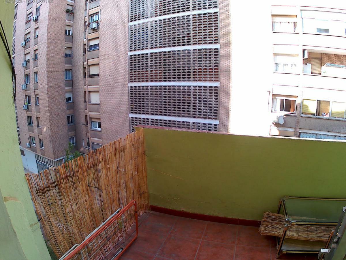 Vut Puente De Hierro Apartment Zaragoza Luaran gambar